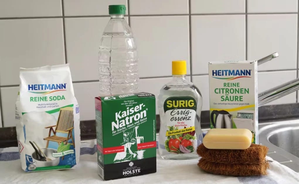 Hausmittel gegen Geruch: Soda, Kaiser-Natron, Essig-Essenz, Zitronensäure